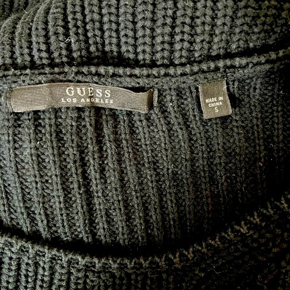 Guess diagonal side zipper sweater - Picture 5 of 6